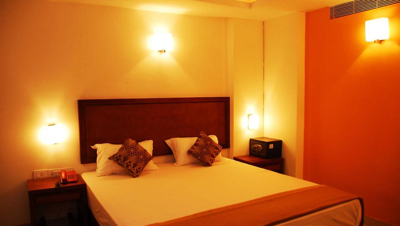 Budget Hotel Khammam ภายนอก รูปภาพ
