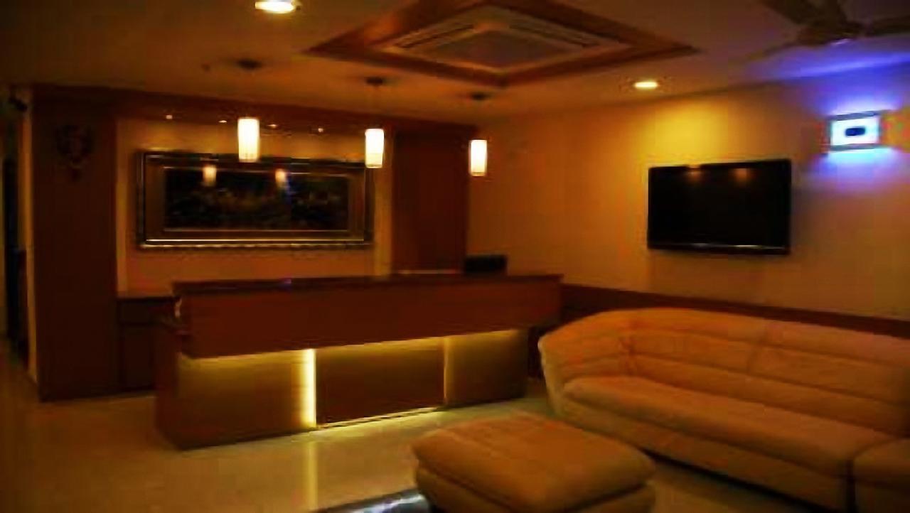 Budget Hotel Khammam ภายนอก รูปภาพ