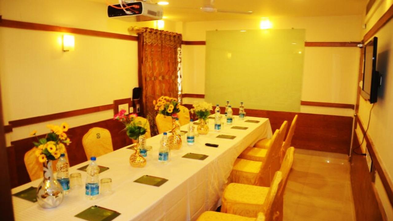 Budget Hotel Khammam ภายนอก รูปภาพ